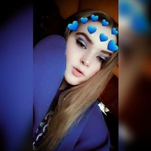 Meet your Posher, Desiree